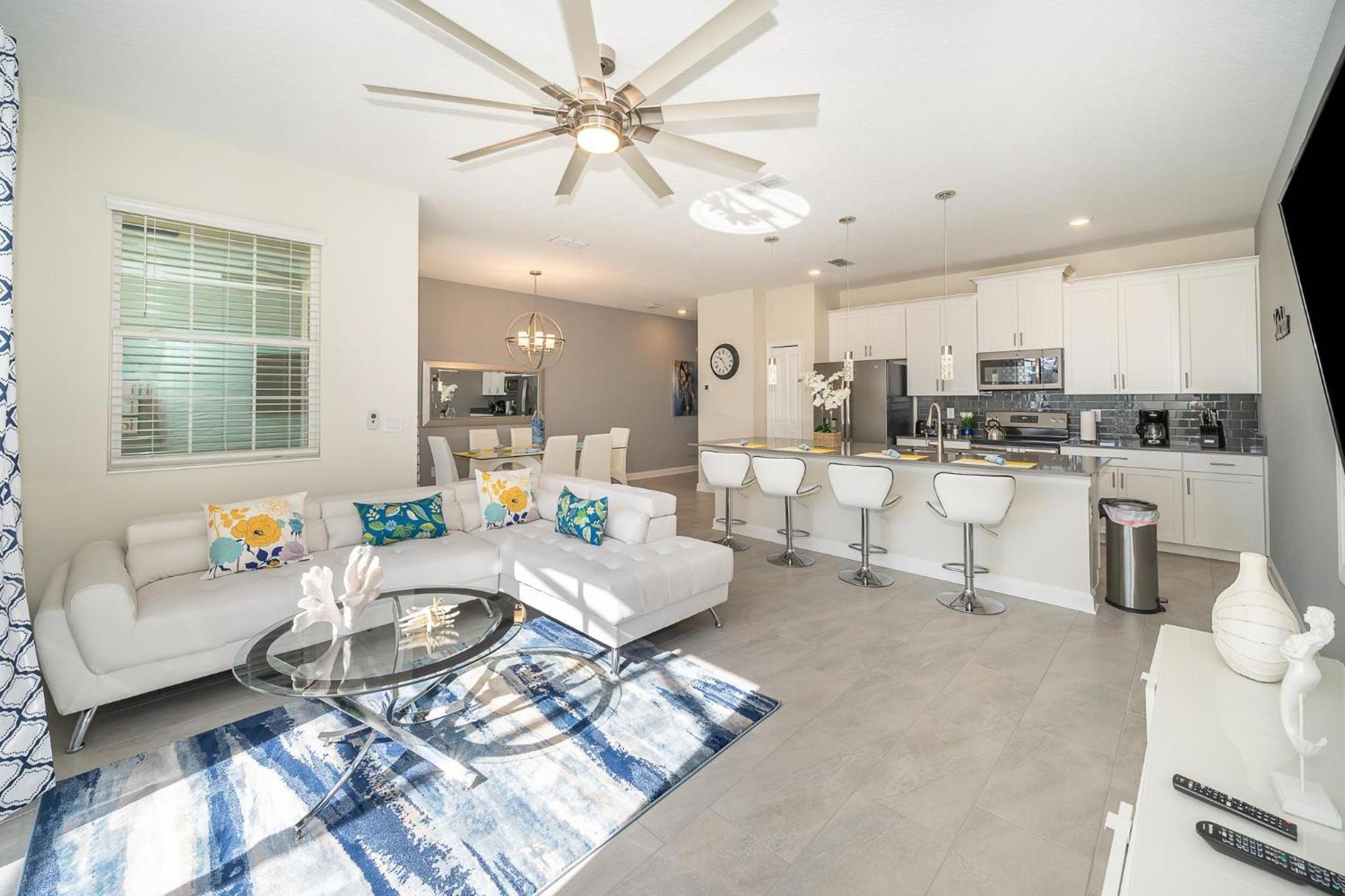 4834sl Townhouse 4 Bedrooms & 3 Bathrooms + Pool Kissimmee